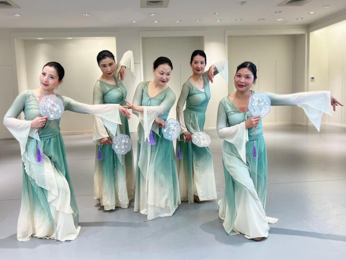 Dancers from Li-Garden Dance Company