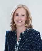 Kari Kjontvedt Weis headshot